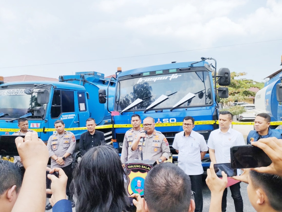 Polres Tanjung Balai Gelar 4 kasus Penyalahgunaan Pengangkutan Niaga BBM