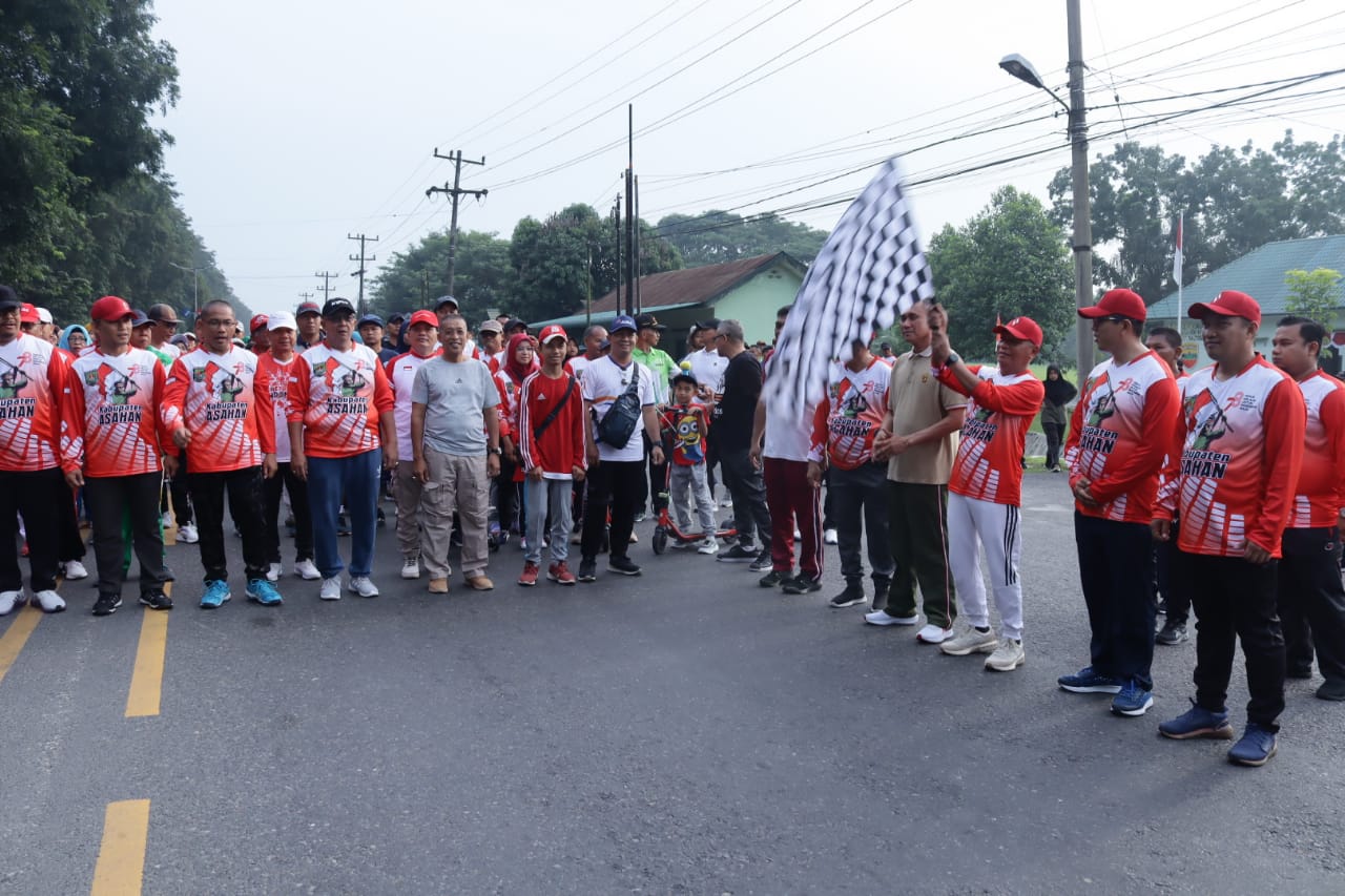 Bupati Asahan Lepas Gerak Jalan Santai Meriahkan HUT ke 78 RI