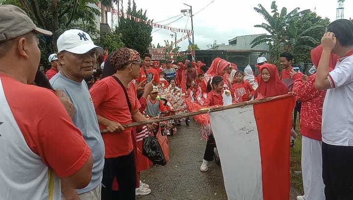 Semangat Masyarakat Gg.Banten Gelar Upacara HUT Ke 78 Kemerdekaan RI Ditengah Kondisi Hujan Rintik