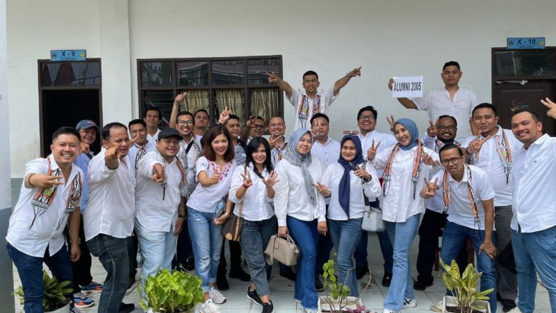 Bahagianya Bisa Ketemu Teman Satu Angkatan, Satu Kelas dan Satu Bangku di Acara Reuni Akbar Alumni SMA N 2 Medan