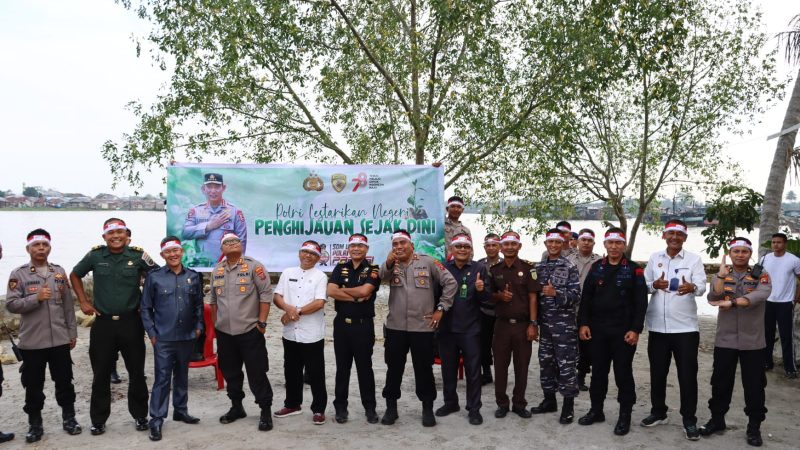 Polres TanjungBalai Tanam 1500 Pohon Bersama Pihak Eksekutif Dan Legislatif Lainnya