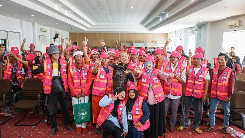 372 Jukir di Pangkalpinang Dapat Atribut Warna Pink, Molen Minta Tetap Jaga Kekompakan