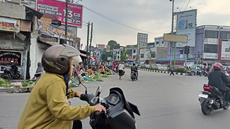 PK5 di Jalan Sei Sikambing, Simpang Jalan Gatot Subroto Buat Pesona Kota Medan Kumuh