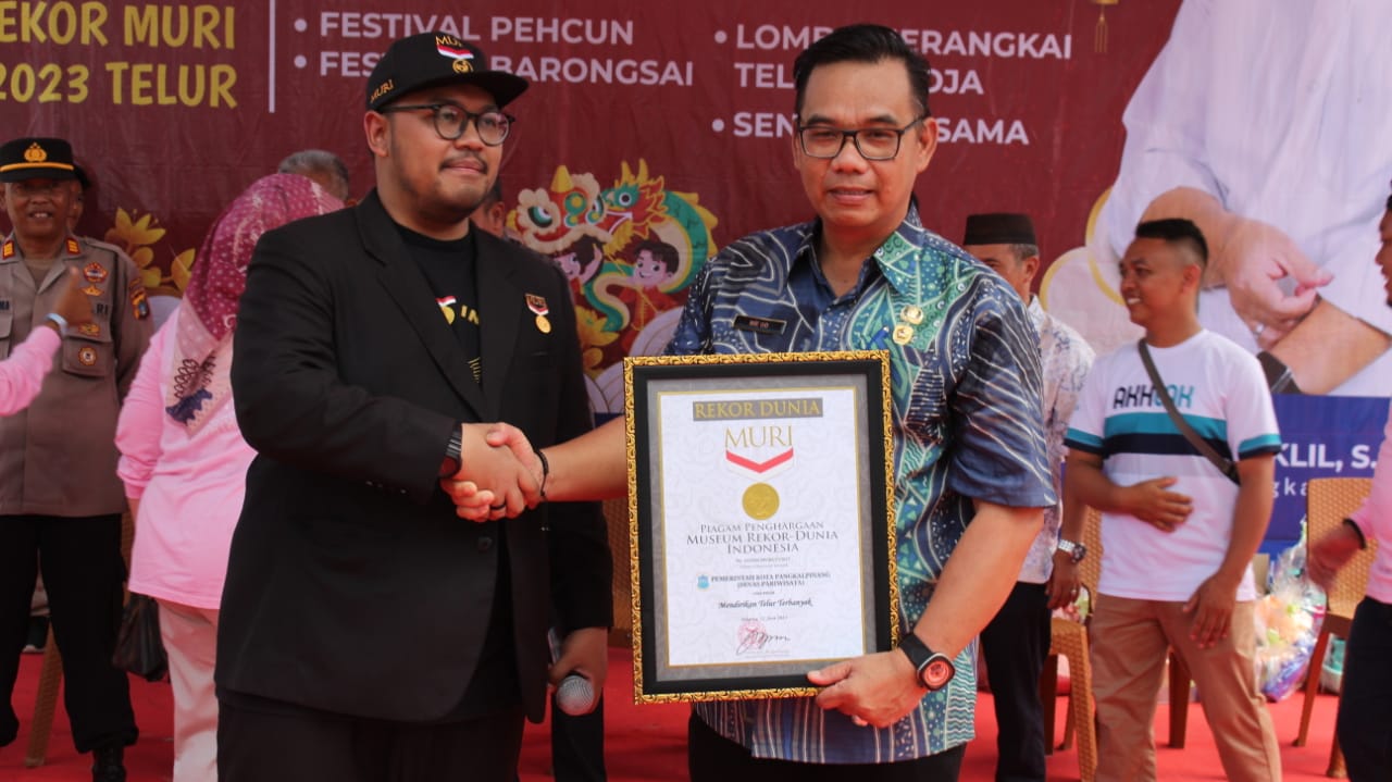 Pecah Rekor Muri 3500 Telur Didirikan ldi Pantai Pasir Padi Pangkalpinang