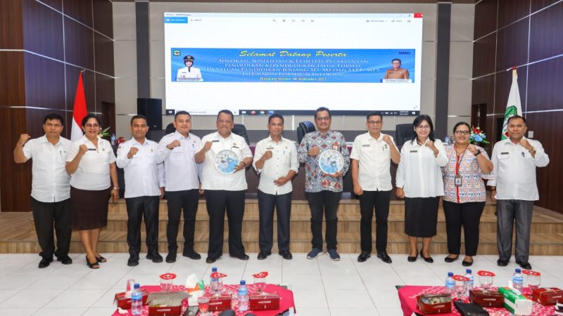 Mewakili Wali Kota dr Susanti, Plh Sekda Buka Advokasi Sosialisasi dan Fasilitas Kependudukan Jalur Formal SMP Negeri/Sederajat