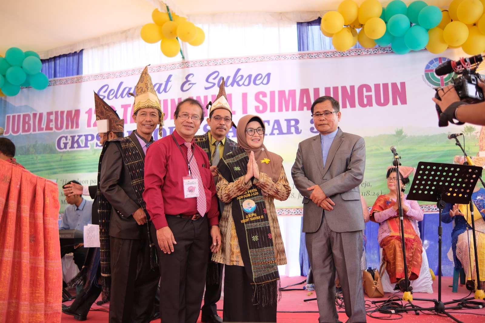 Wali Kota Pematang Siantar Hadiri Jubileum 120 Tahun Injil di Simalungun, di Gereja GKPS Resort Siantar III