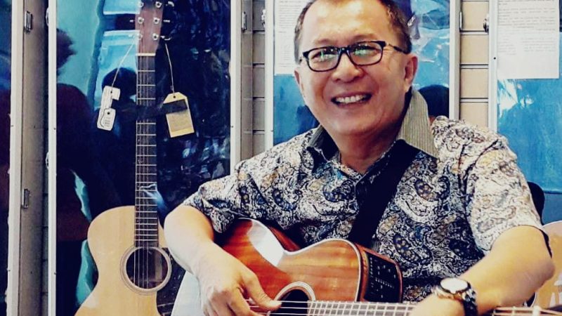 Fati Zebua Ciptakan Lagu Leader Daeli