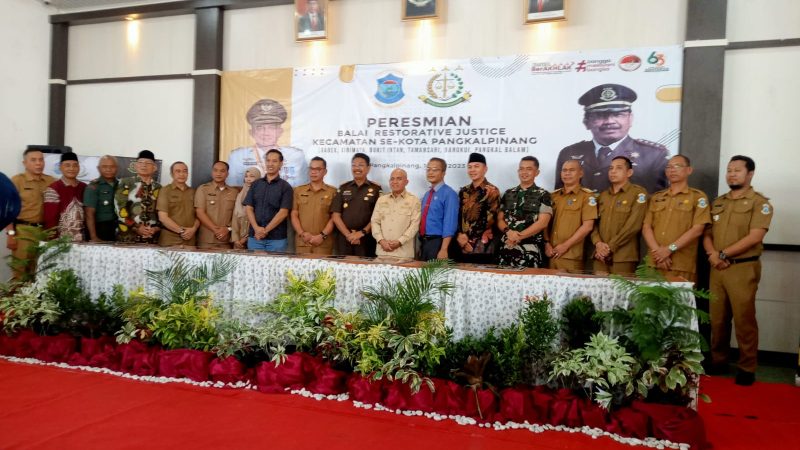 Walikota Maulan Aklil dan Kajari kota Pangkalpinang Resmikan Balai Restorative Justice Kecamatan Se-Kota Pangkalpinang
