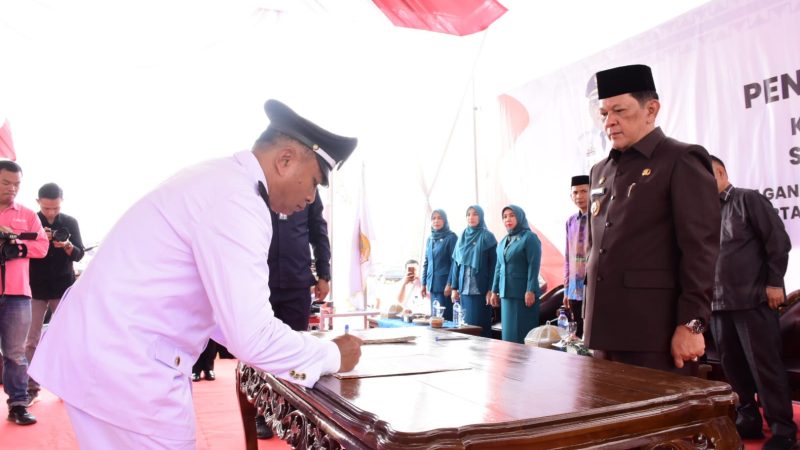 Melantik 8 Pj Kati dan 1 Kati PAW, Firsada: Jaga Kepercayaan Masyarakat dan Amanah