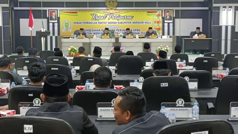 Malam Hari, Dewan Inhu Sahkan APBD P Tahun 2023 Sebesar 1,7 Triliun