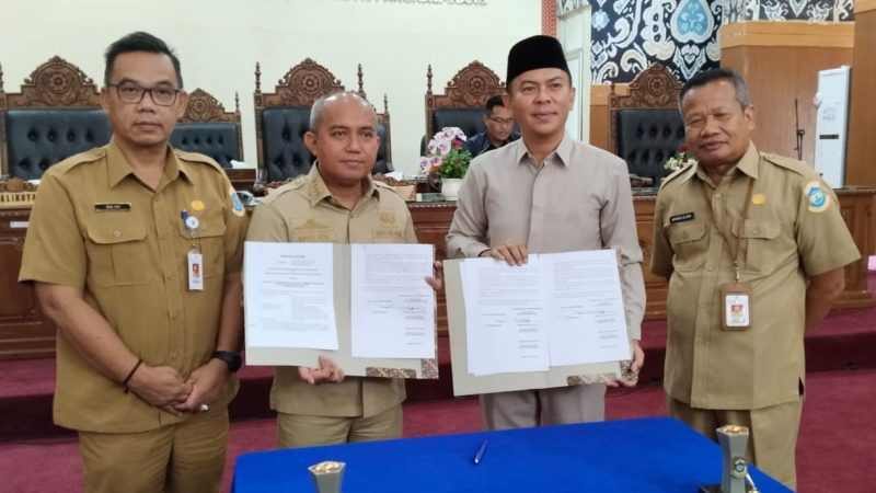 Berikan Sambutan Atas Keputusan DPRD Kota Pangkalpinang, Wako Molen : Semoga Senyum Diwajah Kota Pangkalpinang Semakin Nampak