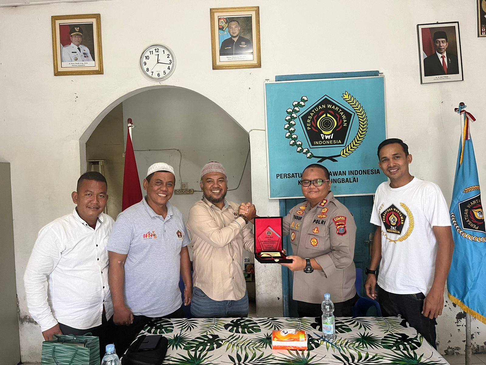 Kapolres Tanjung Balai Silaturahmi Ke Kantor PWI Tanjung Balai