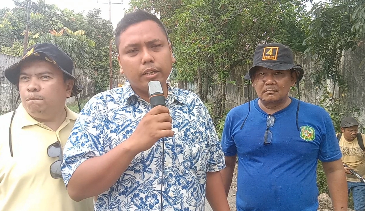 Kelurahan SSC-II Melaksanakan Himbauan Walikota Medan Untuk Budayakan Gotong-Royong Lingkungan