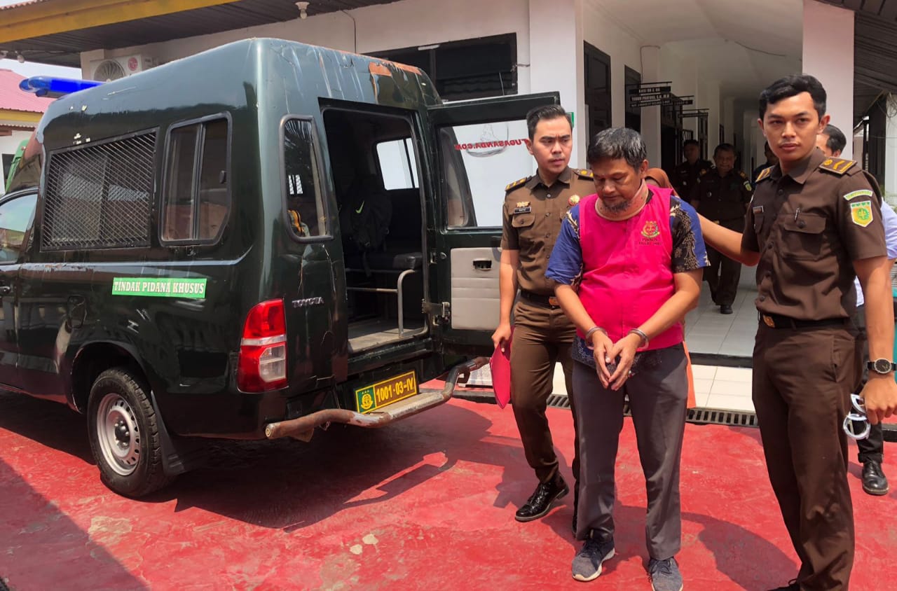 Kejari Inhu Tahan Tersangka Dugaan Korupsi
