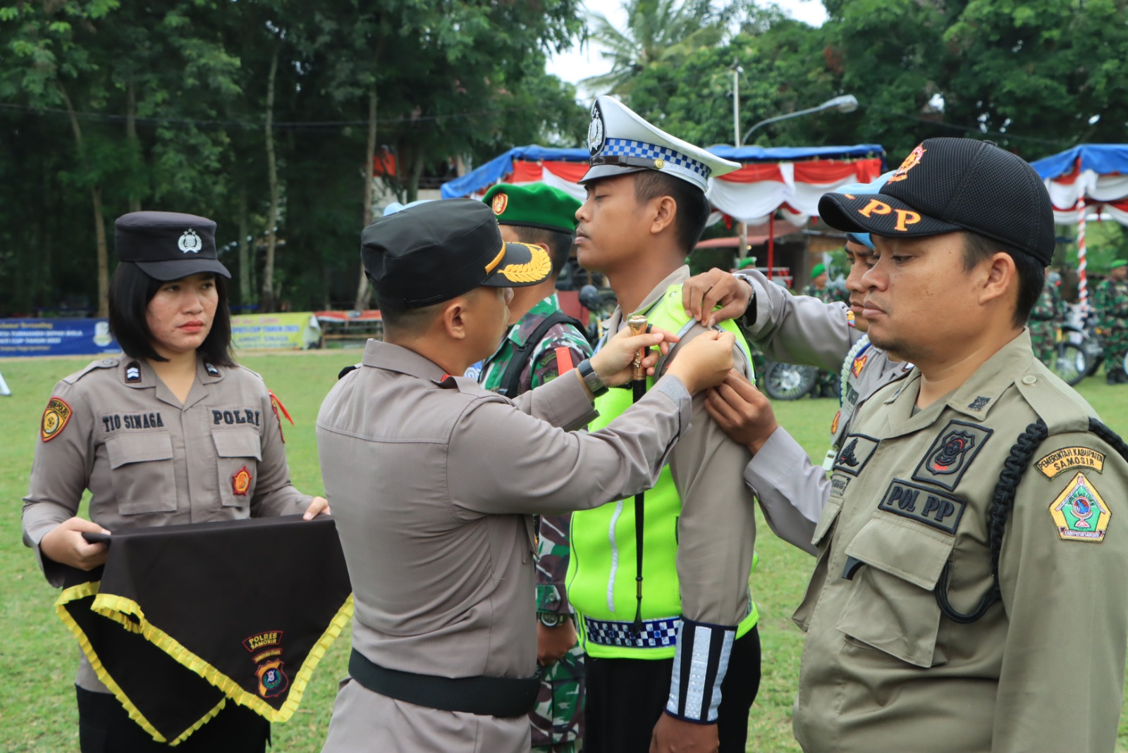 Pengamanan Pemilu 2024, Kapolres Samosir Pimpin Apel Gelar Pasukan Operasi Mantap Brata Toba 2023-2024
