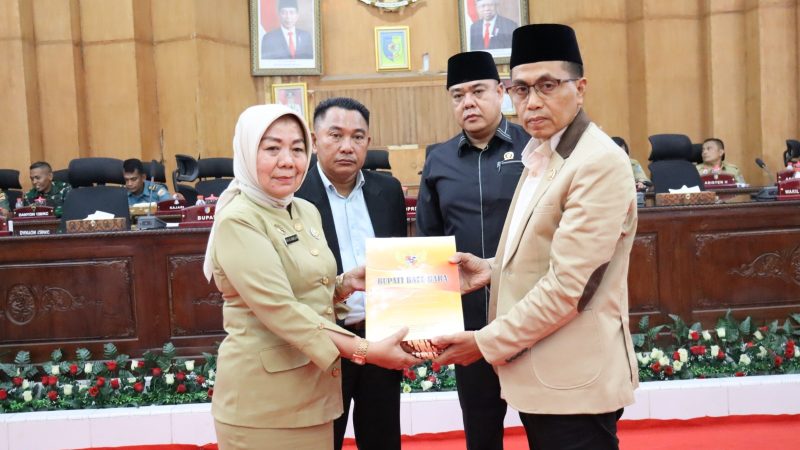 Zahir Hadiri Rapat Paripurna Penyampaian Nota RAPBD 2024 dan Nota Ranperda Tentang Perubahan Atas Perda No. 1 Tahun 2019 Tentang Penyertaan Modal Pemkab Batu Bara Kepada Perumda Air Minum Tirta Tanjung