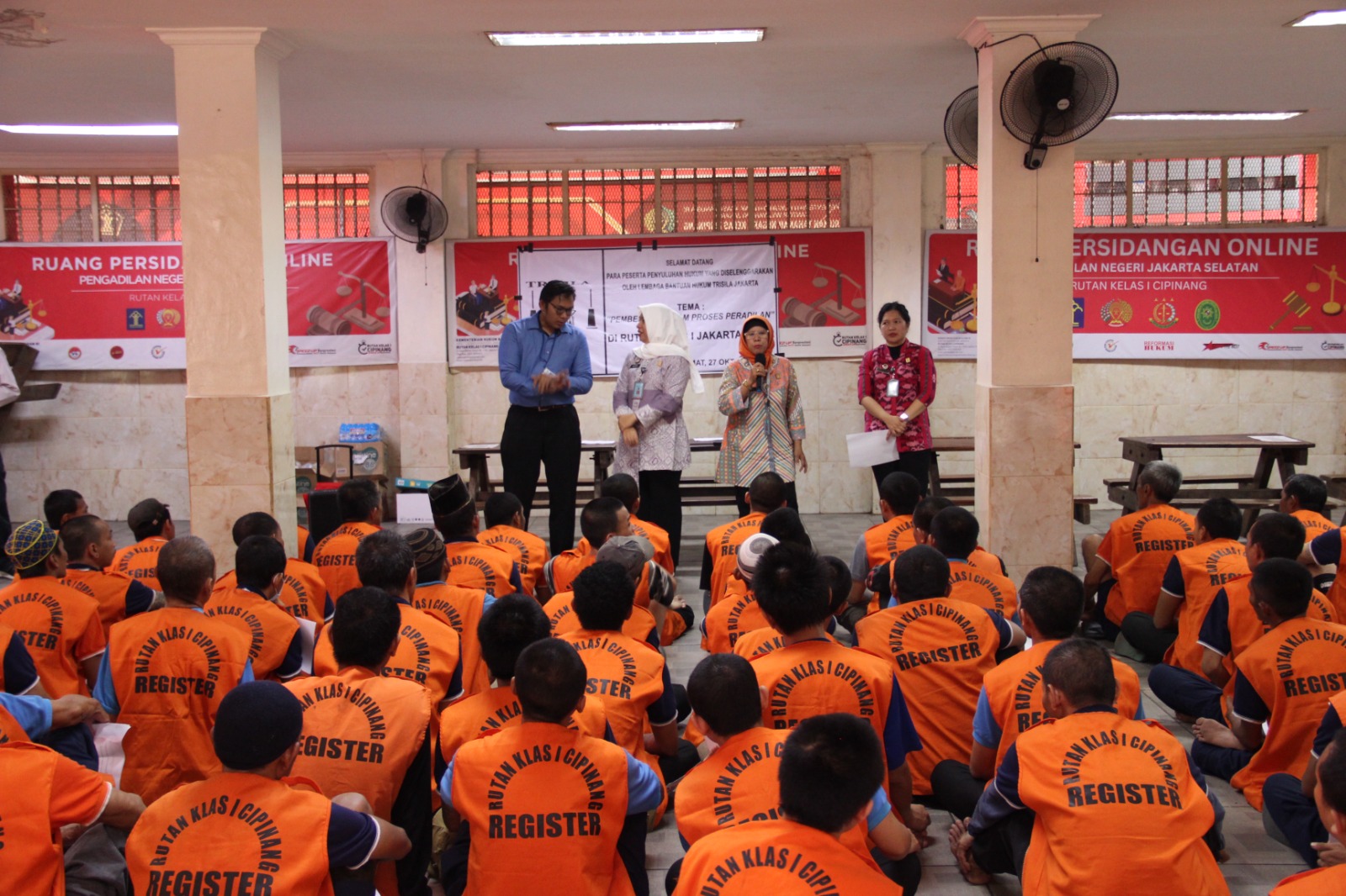 Edukasi Pembelaan Dalam Proses Peradilan, Penyuluh Hukum Kanwil Kumham DKI Jakarta Bagi WBP Rutan Cipinang