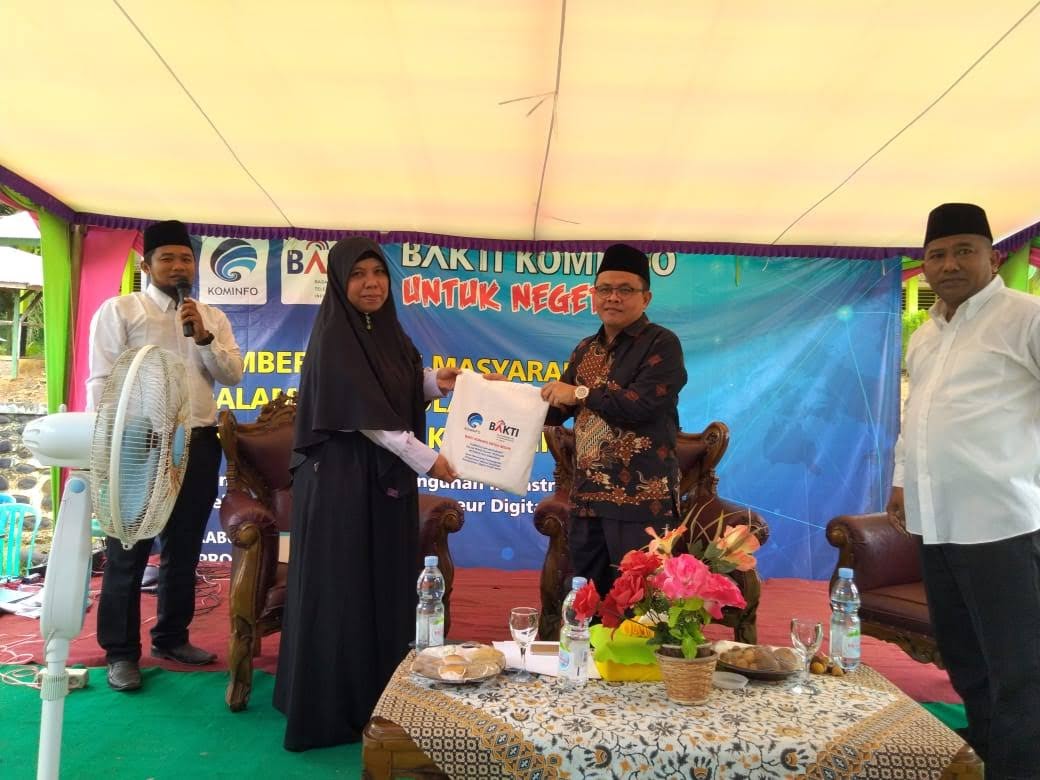 Menaruh Harapan Kepada Para Santri pada Pemilu 2024