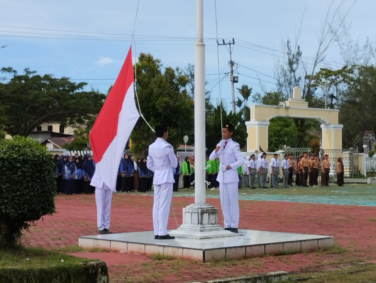 Sekda Pimpin Upacara Peringatan Hari Pahlawan Ke-78 Tingkat Kabupaten Aceh Singkil