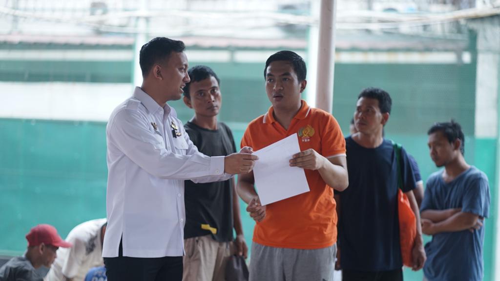 Sosialisasi Kepada Warga Binaan, Kasubsi Adper Rutan Cipinang Tegaskan Hak Integrasi dan Remisi Gratis