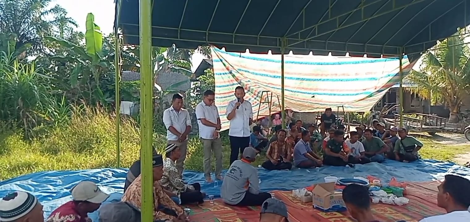 AYS Bersama Caleg DPR RI Dapil Sumut 1 Ruslim Rohimin Hadiri Jamuan Bibit Padi di Kecamatan Tanjung Beringin