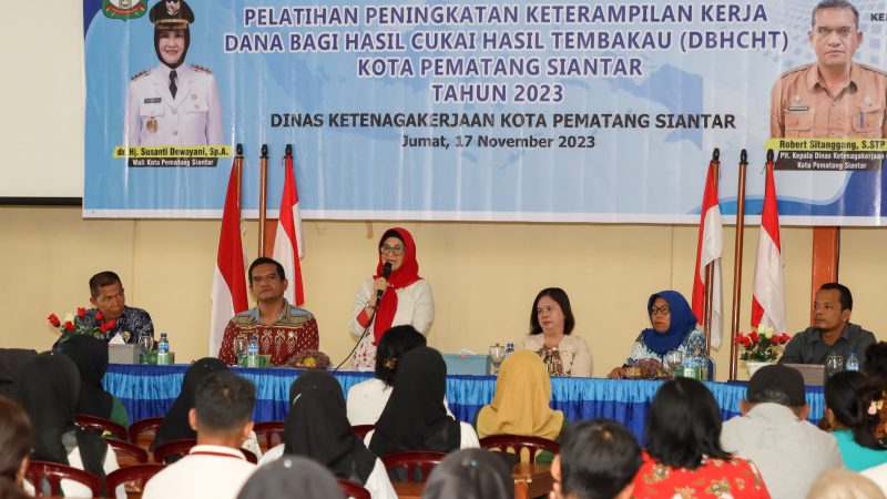Wali Kota Buka Pelatihan Peningkatan Keterampilan Kerja DBH CHT di Kota Pematang Siantar Tahun 2023