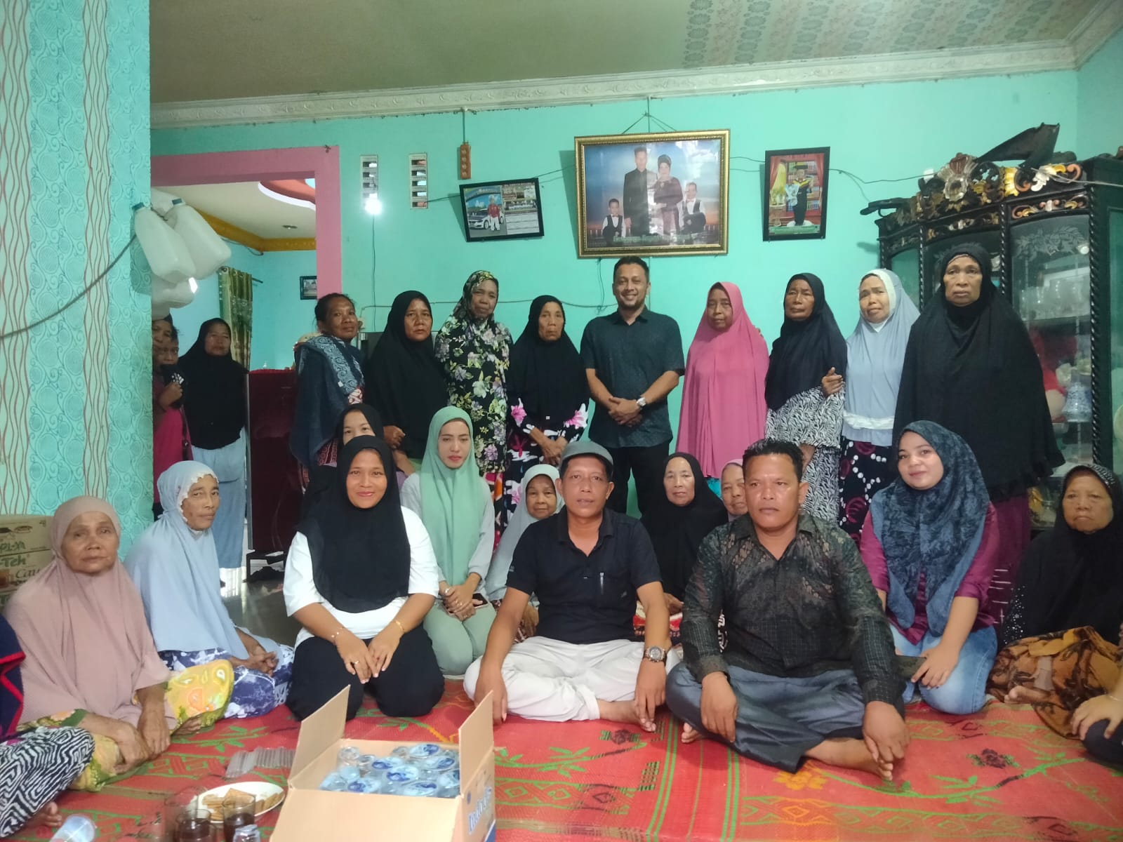 Kaum Ibu Sambut Irsyad Muhammad Noor Dengan Ceria