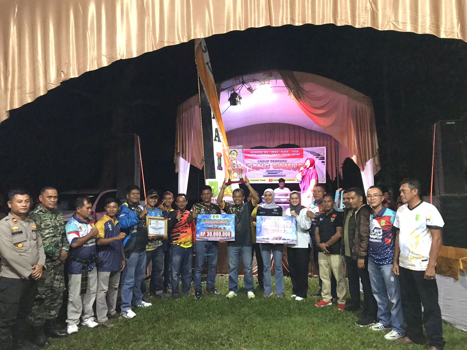 Juara Satu Tuan Keramat Bukit Embun, Event Pariwisata Festival Pacu Sampan Godang Inhu Tumpah Ruah