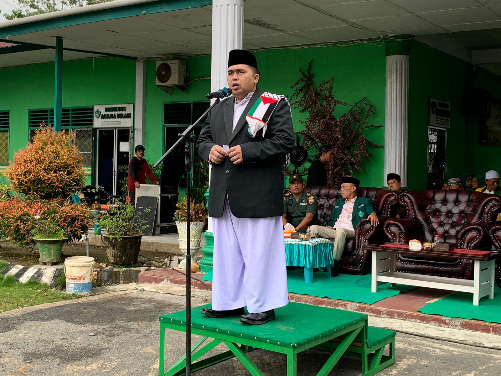 Upacara HUT Al Washliyah Ke-93 Tahun 2023 Di UNIVA Labuhanbatu