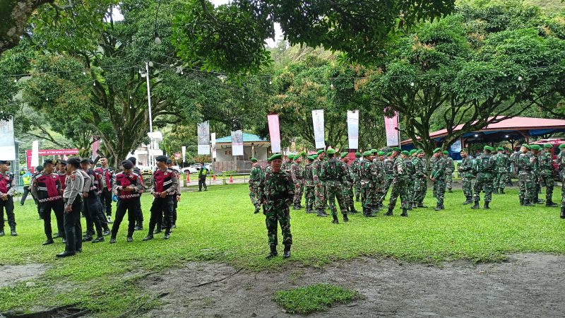 TNI/Polri Apel Persiapan Pengamanan Pelaksanaan Aquabike Jetski Championship di Pantai Sinalsal Karo