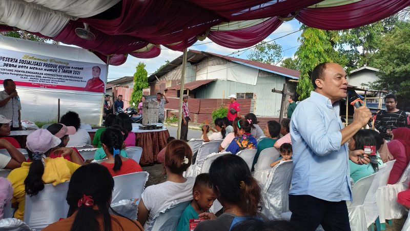 Laksanakan Sosperda No. 3 Tahun 2021 Sesi Tiga, Edward Hutabarat Ingatkan Warga Gang Beringin Lengkapi Adminduk Keluarga