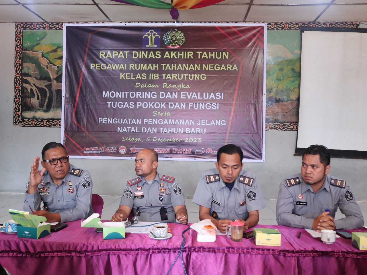 Rutan Tarutung Adakan Rapat Evaluasi Kinerja Tahun 2023 dan Susun Rencana Kerja Tahun 2024