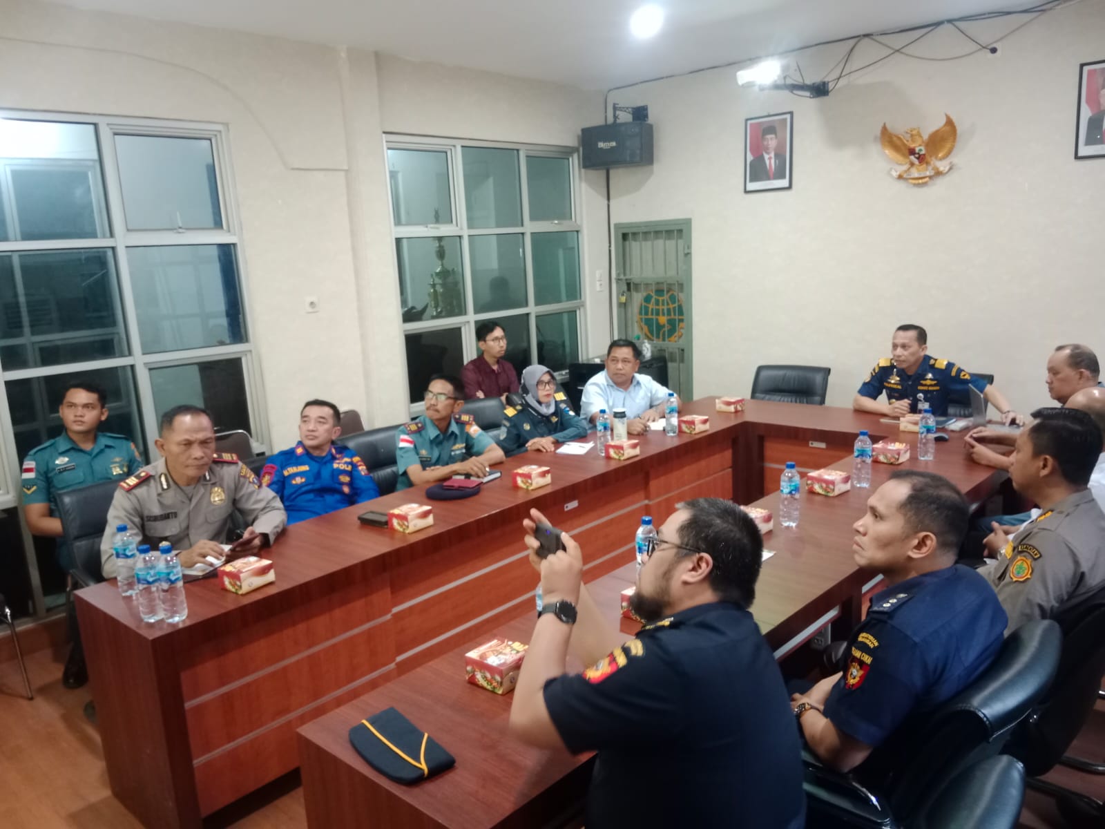 Polres Tanjung Balai Rapat Koordinasi Kesiapan Pengamanan Angkutan Laut Menjelang Natal Tahun 2023 Tahun Baru 2024