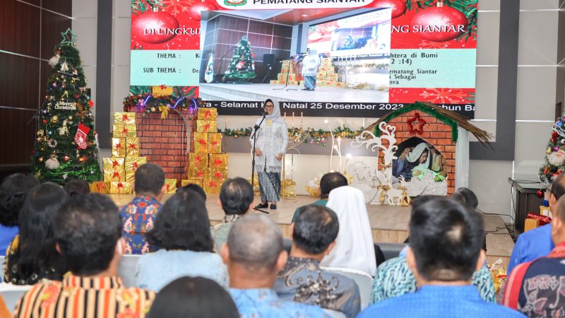 Wali Kota dr Susanti Dewayani, SpA Hadiri Perayaan Natal ASN dan THL Pemko Pematang Siantar