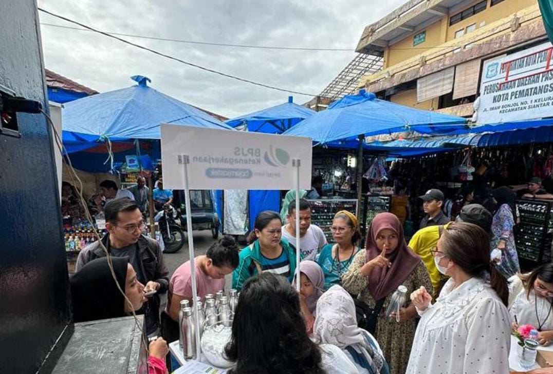 Kampanye Kerja Keras Bebas Cemas, BPJAMSOSTEK Pematang Siantar “Guncang” Pasar Horas