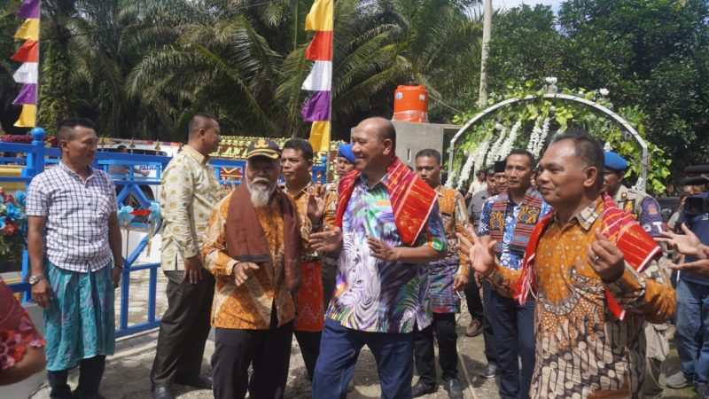 Plt Bupati Langkat Resmikan Tugu Sembiring Pandia di Batang Serangan