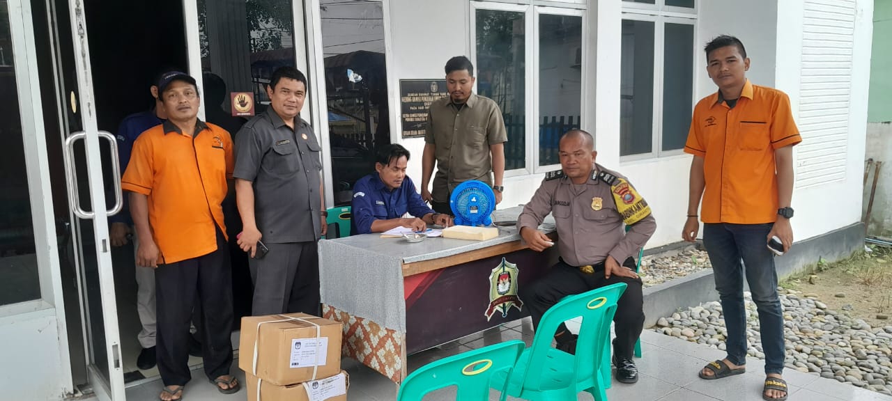 Polres Tanjung Balai Pengamanan Pendistribusian Logistik Pemilu 2024
