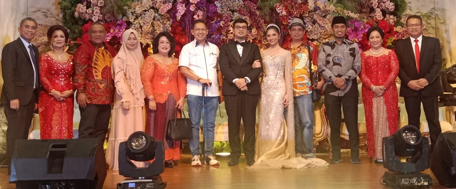 Hadiri Pesta Pernikahan, Wong Ucapkan Selamat Berbahagia Kepada Putra dari Dame Duma Hutagalung
