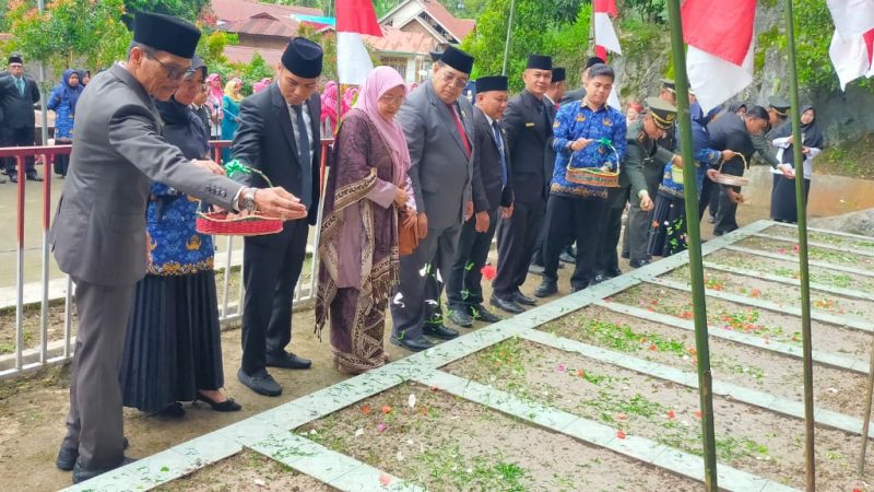 Tabur Bunga Khitmad, Masyarakat Berharap Renovasi Makam Syuhada Titian Dalam