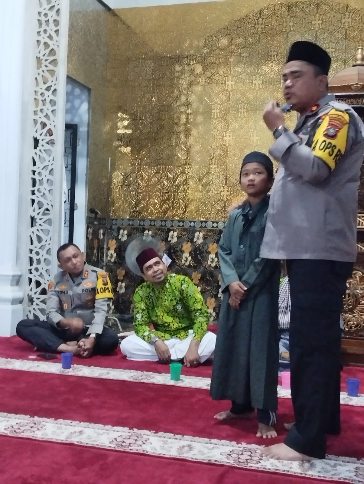Polres Tanjung Balai Dakwah Gerakan Sholat Subuh Berkeliling Sambil Kamtibmas