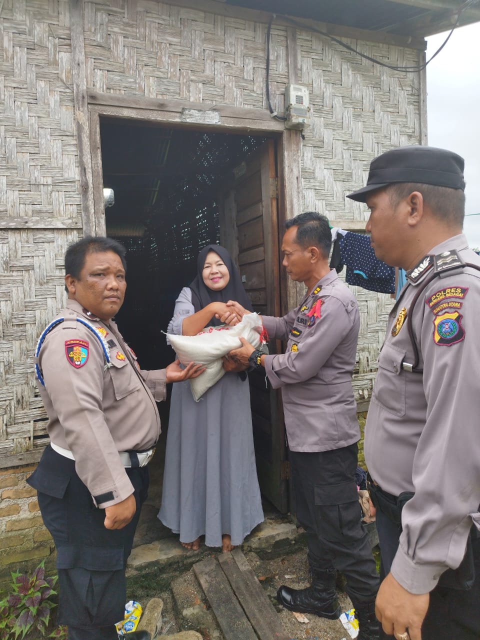 Giat Program Kapolres Sergai, Polsek Tanjung Beringin Gelar Baksos