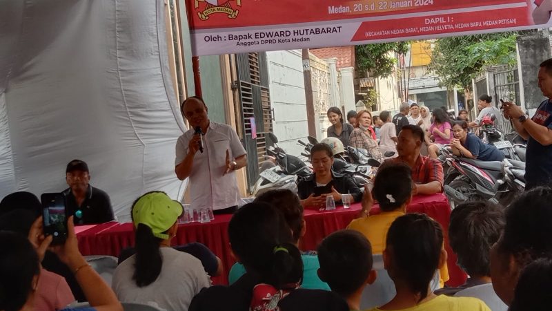 Gelar Reses Masa Sidang I 2024, Edward Hutabarat Tampung Aspirasi Warga di Kelurahan Helvetia Timur  