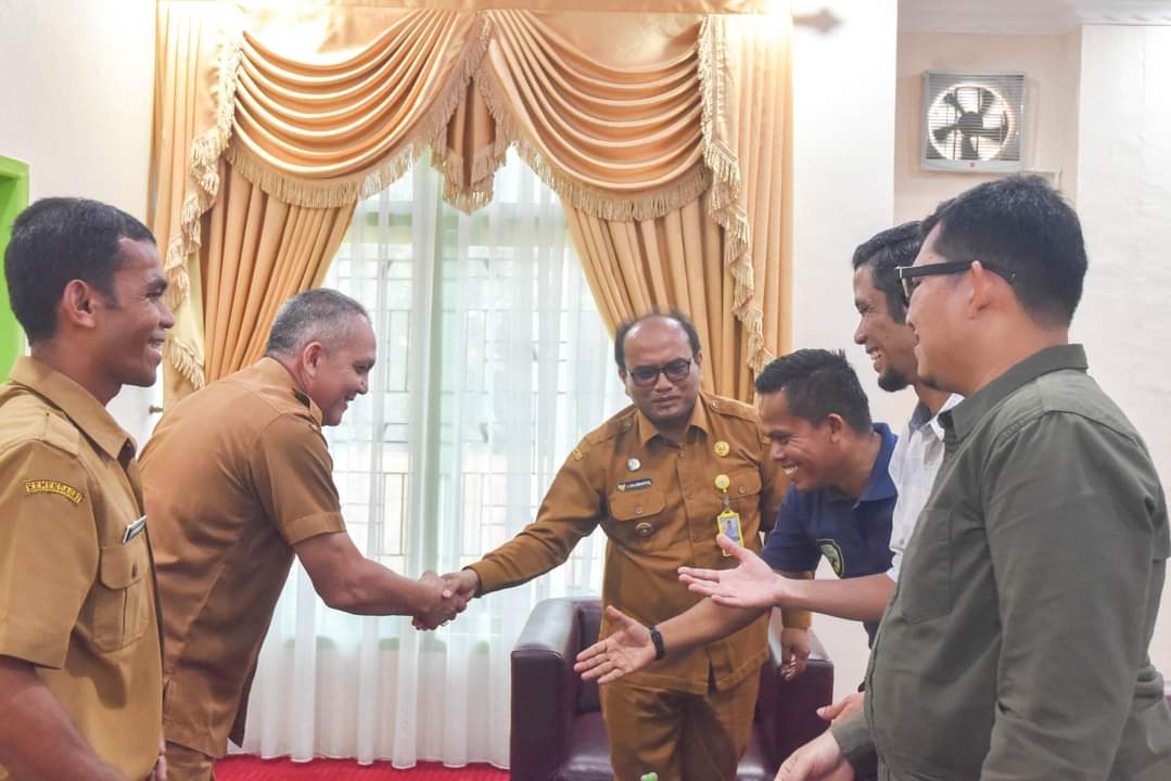 PJ.Walikota Padangsidempuan Terima Audensi Gabungan Penggiat Olahraga