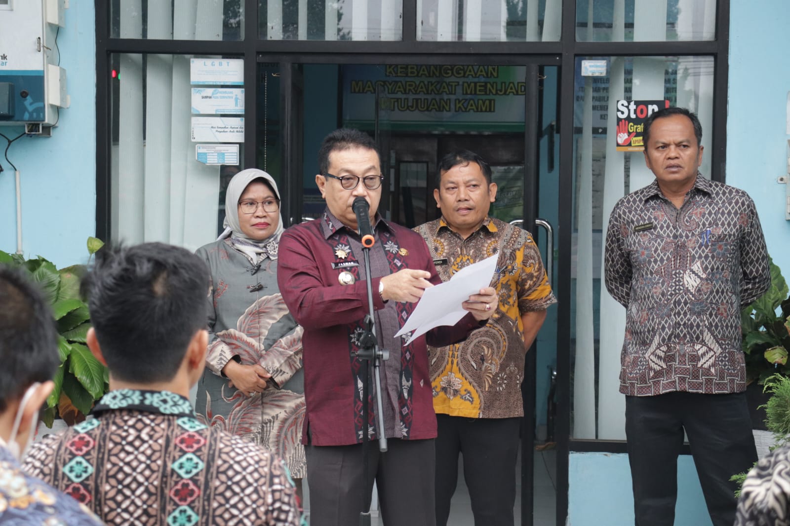 Pimpin Apel Pagi DLH,Jasman:Kritik Sebagai Bahan Evaluasi Kita Bekerja Lebih Baik