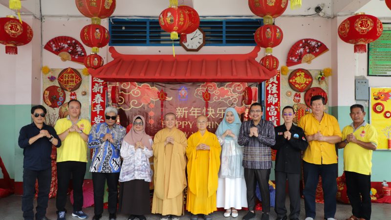 Wali Kota Hadiri Acara Baksos Jelang Perayaan Imlek 2575 Kongzili/2024
