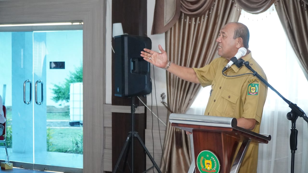 Hadiri Seminar Nasional Beasiswa, Syah Afandin: Tanamkanlah Dihati Jadi Orang Hebat