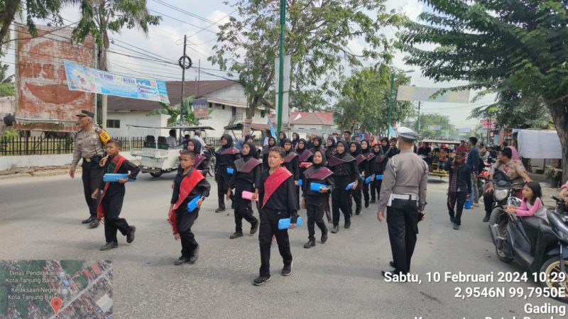 Memperebutkan Piala Kapolres Adakan Perlombaan