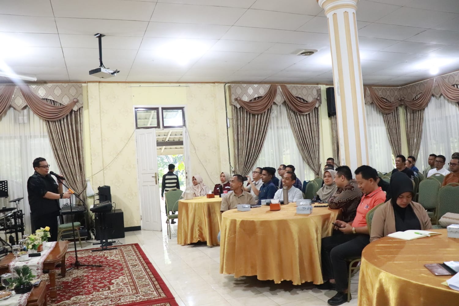 Gelar Rapat Monitoring dan Evaluasi, Jasman: Jaga Kekompakan Agar Pemilu Berjalan Baik