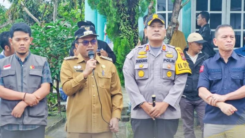 Pj. Wali Kota Padangsidimpuan Lepas Distribusi Logistik Pemilu 2024