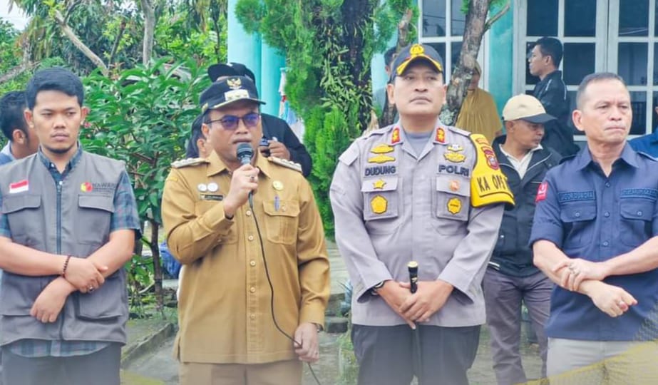 Pj. Wali Kota Padangsidimpuan Lepas Distribusi Logistik Pemilu 2024